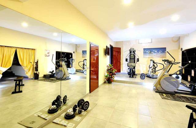 Palestra con attrezzi Hotel Rimini