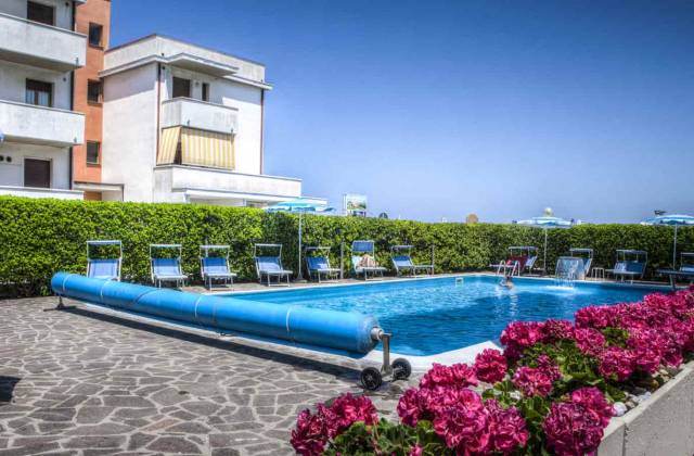 Hotel con piscina Rimini Lite
