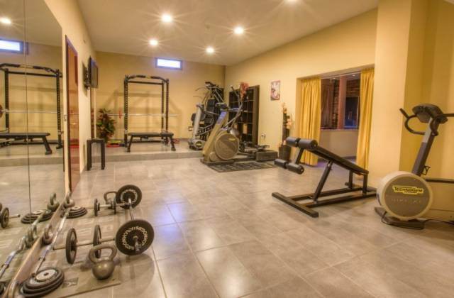 Hotel Rimini con palestra attrezzi pesi
